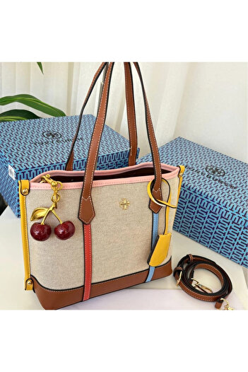 GENERAL High quality shoulder bag with accessories