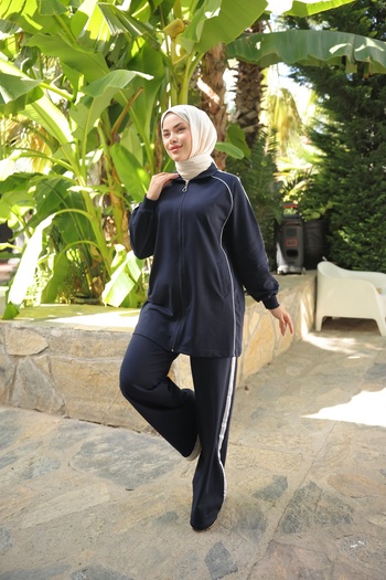 Ryzi Moda Women's Hijab Tracksuit Set