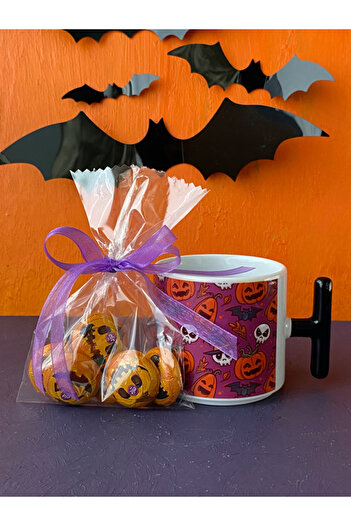 Hepsi Enteresan Chocolate Mixed Pattern Purple Background Halloween t Mug, Halloween Cup