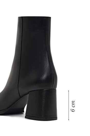 Derimod Women's Black Zippered Thick Heeled Leather Boots 25Wfd132618