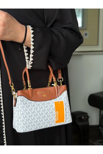 SWAP Shoulder bag with accessories
