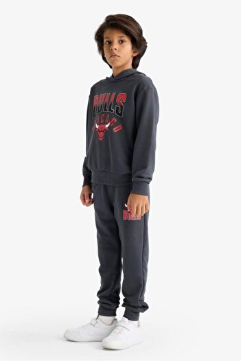 DeFacto Erkek Çocuk NBA Chicago Bulls Beli Lastikli Jogger Eşofman Altı (25 AU)
