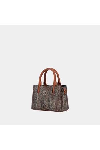 BAGCO Leather Handbag with Gold Chain in Light Camel