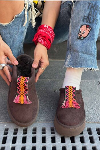 Shoebutik Coin Bitter Brown Ethnic Tape Detail Plush Women's Slippers