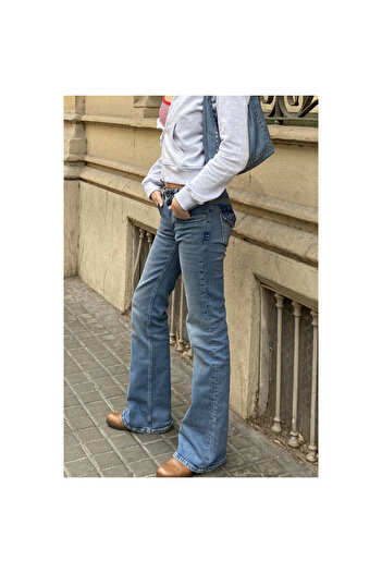 Mokşa Y2K Vintage Retro Eskitme Süper Arka Cepli Düşük Bel İspanyol Paça Jean