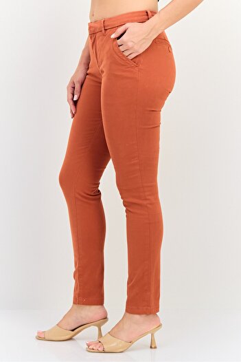 Reiko Women Regular Fit Solid Chino Pants, Spice Red
