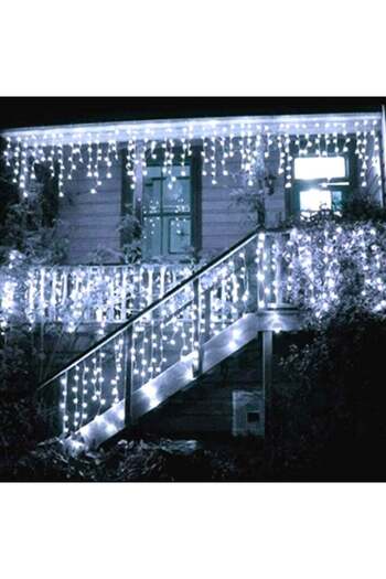 OEM Christmas installation, icicle-type LED fringes, outdoor, cool white, 4 meters