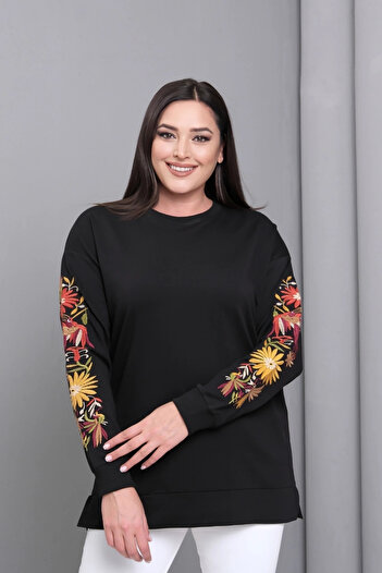 aytemas Embroidered Sleeves Slit Sweatshirt