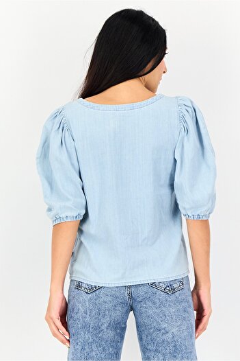 Levi's Women Round Neck Short Sleeves Washed Tops, Blue