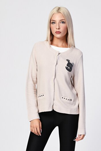 Zegy Badge Detailed Cardigan - Beige