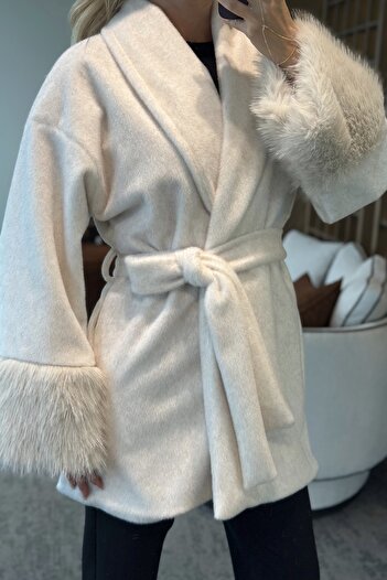 Laluvia Stone Sleeve Fur Lined Cashmere Jacket - 2509
