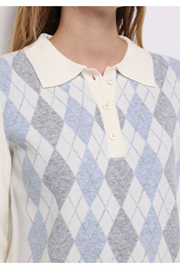 Colin's Regular Fit Polo Yaka Baskılı Kadın Beyaz Kazak