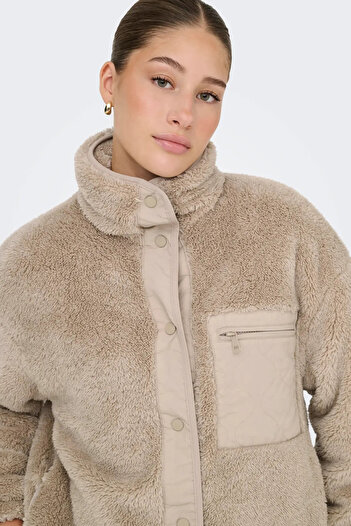 ONLY Women's Onlcontact Stand Collar Fleece Coat 15349417 Beige
