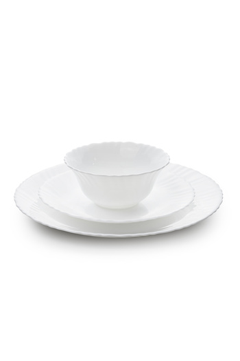 Cuisine Art ORA 18-Piece Opalware Dinner Set, White, 6 Full Plates, 6 Quarter Plates, 6 Soup Bowls