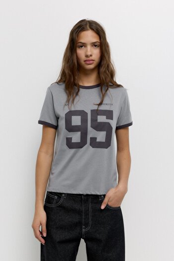 Pull & Bear Ribbed T-shirt with number