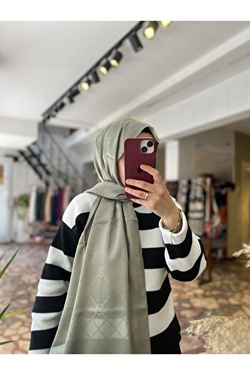 Neva Jacquard Shawl