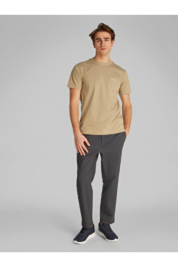 Calvin Klein Men Tree House Cotton Badge Regular Crew Neck T-Shirt