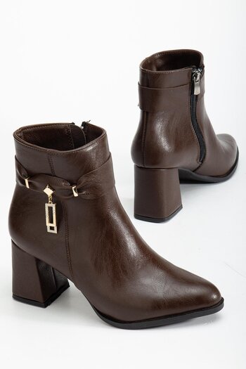 Dilimler Ayakkabı Brown Women's Thick Heeled Boots with Earring Stones Faux Leather
