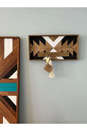 woodalbuba Wooden Key Holder Hallway Entrance Decorative Key Rack Wall Decor