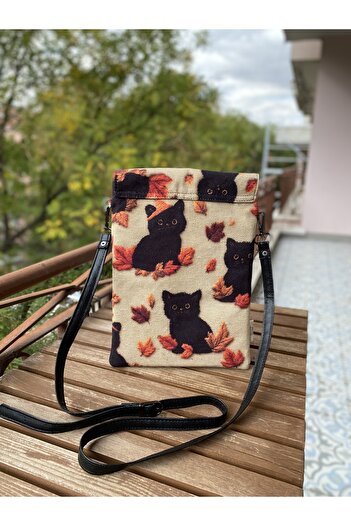 TALKING DREAMS Black Cat Cover Book Case