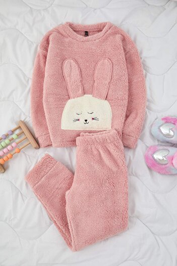 TRENDYOLKIDS Rosa Mini Me Plüsch-Strick-Pyjama-Set für Mädchen TKDAW26PT00014