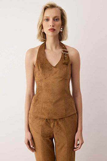 Trendyol Collection Exclusive Special Collection Brown Halter Neck Faux Suede Fitted Woven Woven Blouse Twoaw26Bz00262