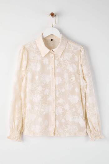 Trendyol Curve Ecru Floral Sleeve Tip Gipeli Transparent Woven Plus Size Shirt Tbbaw25Ax00012