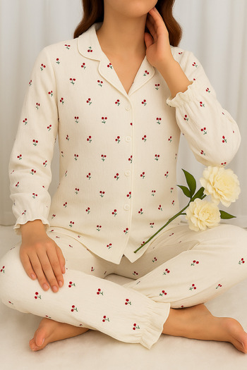 ELİTOL Cherry Patterned Wrinkled Knitted Long Sleeve Women's Buttoned Pajama Set