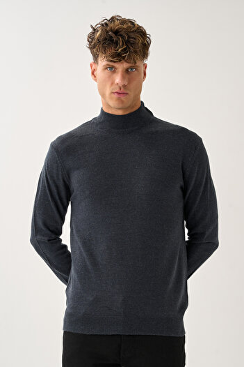 Redline Aristo Standard Fit Half Turtleneck Sweater Navy Blue