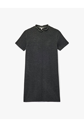 Koton Slim Fit Kısa Kollu Dik Yaka Mini Triko Elbise