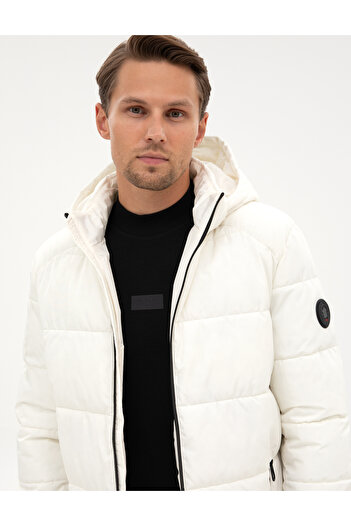 Pierre Cardin Ekru Kapüşonlu Mont 50313923-VR019