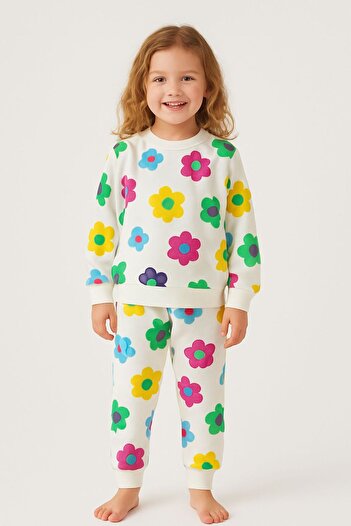 Şekerkids Girl's Cotton White Color Floral Pattern Seasonal Pajama Set