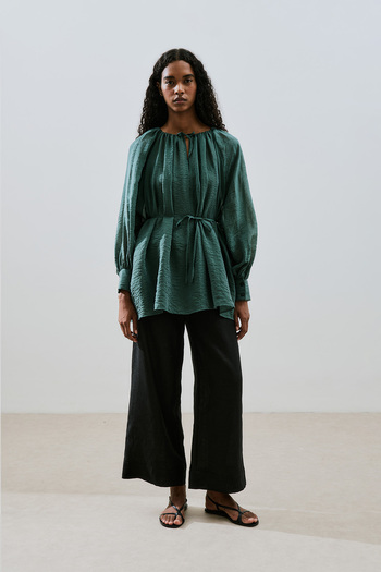 Manuka Tunic with Wide Cuffs and Belt Green