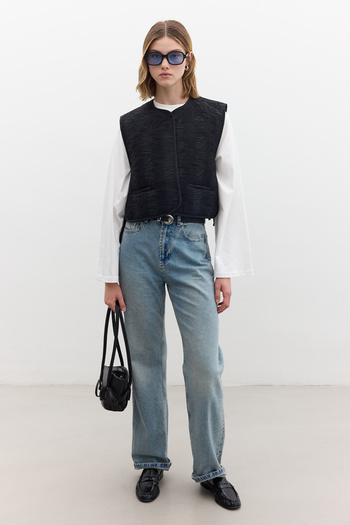 Manuka Quilted Embroidered Vest Black