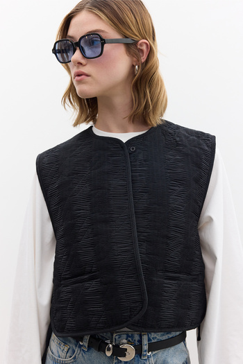 Manuka Quilted Embroidered Vest Black