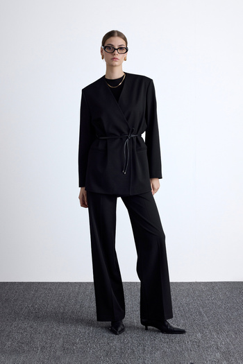 Manuka New Classic Black Pants