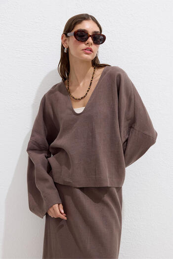 Manuka Premium V-Neck Linen Blouse Dusty Brown