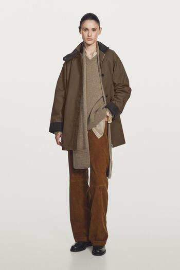 Massimo Dutti Fitilli kadife detaylı mumlu dik yaka parka