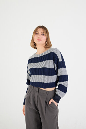 Addax Pulover tricotat cu mâneci lungi cu dungi K3352-B6