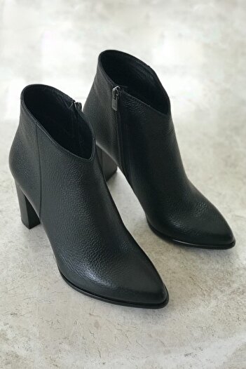 TUNAELLİ Kadın Siyah Hakiki Deri 35-40 Numara Bot & Bootie