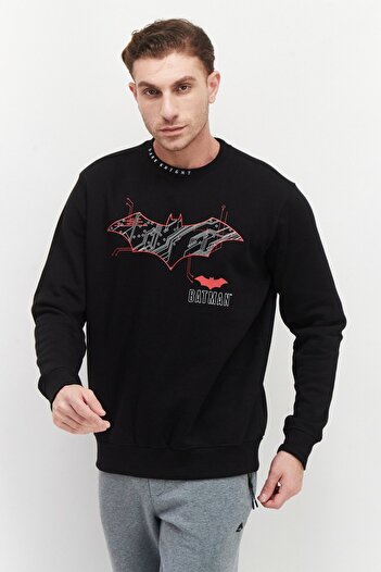 Batman Men Crew Neck Brand Logo Long Sleeves Sweatshirt, Black