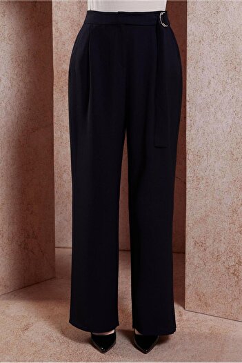 Alvina Crepe Trousers - Wide Leg, Model 70602
