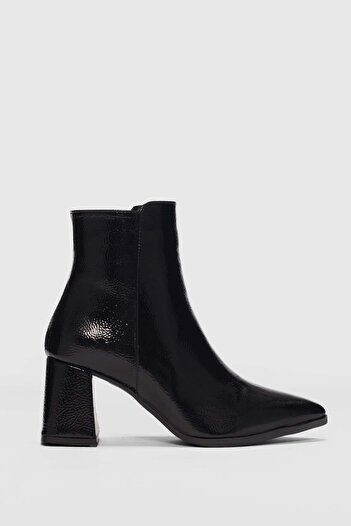 selinshoes Brona Short Heeled Women's Boots - Black Patent Leather