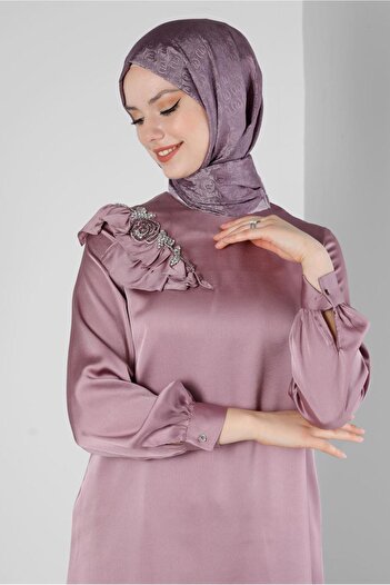 Alvina FLYWHEEL DETAIL SATIN TUNIC 43511