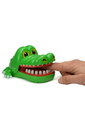 dalimag Toy, crocodile, dentist, 12.5 x 10.5 x 6 cm,