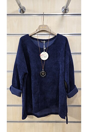 Park Moda Velvet Blouse with Necklace Plain Pattern