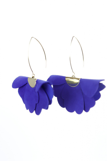 HAIArt Handmade leather floral earrings - Indigo