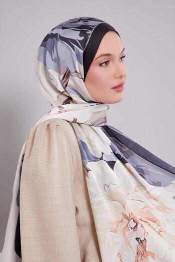 Levidor Black-Beige Lotus Pattern Indian Silk Shawl