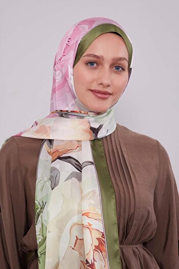Levidor Green Lotus Pattern Indian Silk Shawl