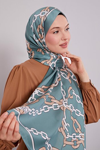 Levidor Moss Green Chain Twill Shawl